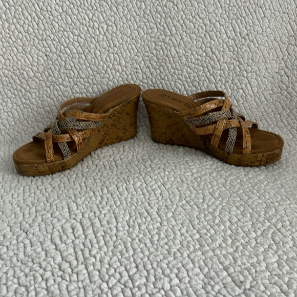 Ladies wedges - Picture 2 of 4